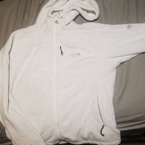 Large mountain hardwear coat